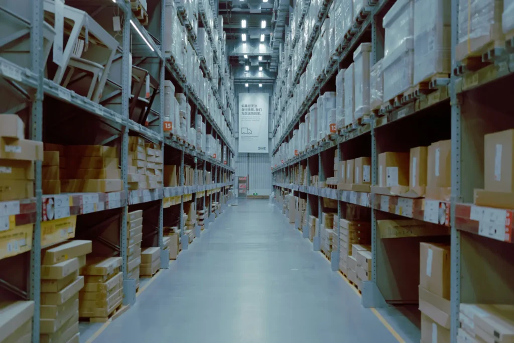optimizing-logistics-warehousing-with-effective-label-printing-1024x683-4